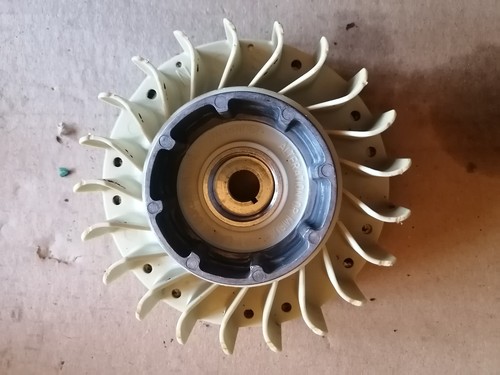 Volant moteur stihl - volant,